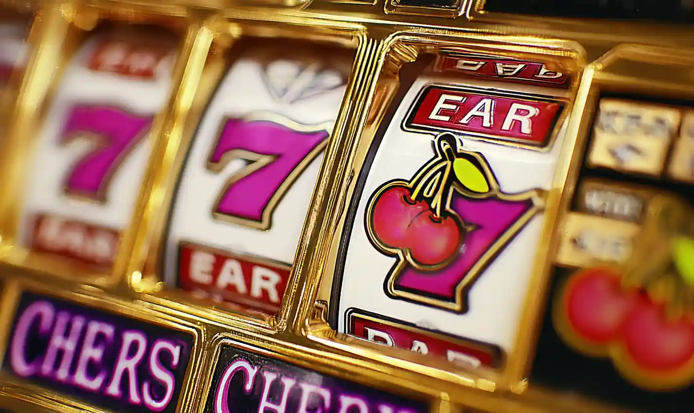 lucky clover slots real money download free apk
